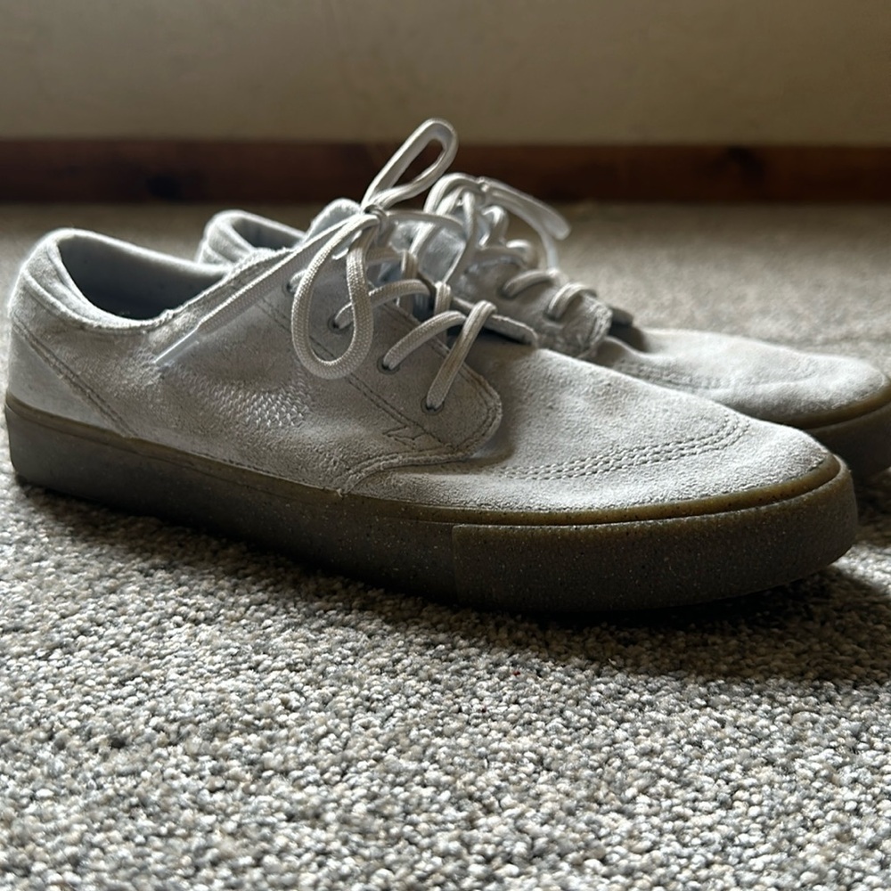 Nike Stefan Janoski, grey canvas and multicolored speck bottom, size 11.5 Men's